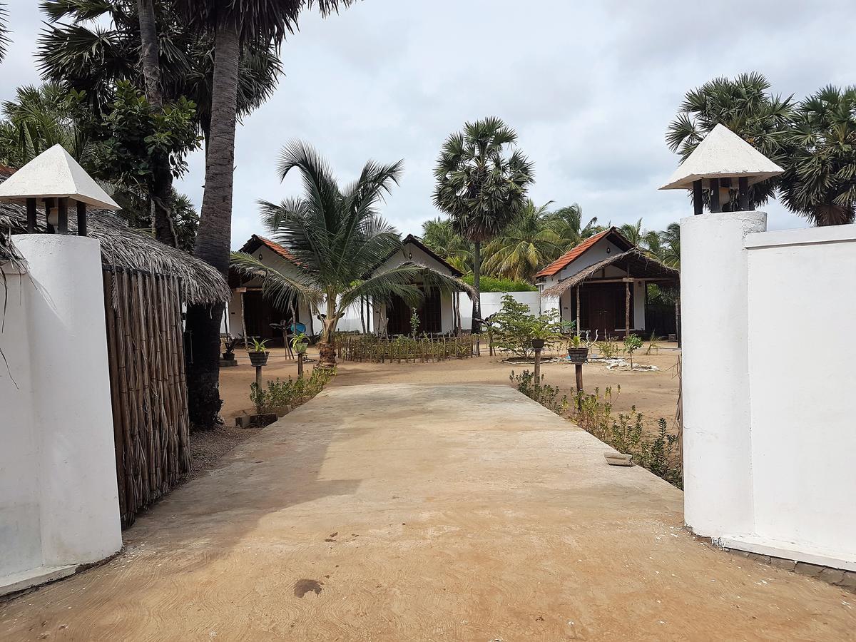 Margarita Kitesurfing School Sri Lanka Hotell Kalpitiya Eksteriør bilde